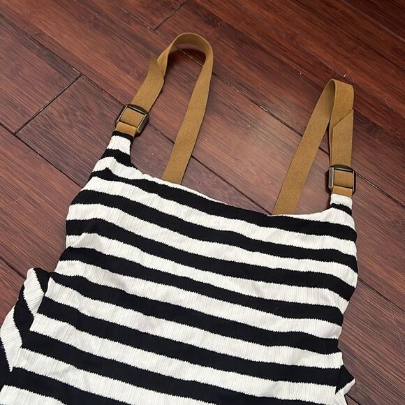 Blue Life Swim - Buckled Overall One Piece in Black & White Striped Size Medium - Picture 5 of 6